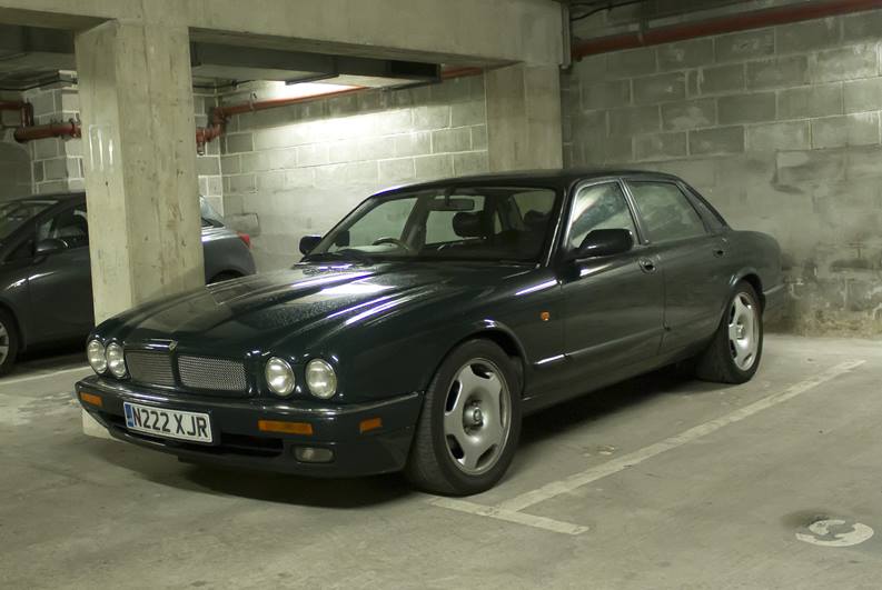 Jaguar-XJR